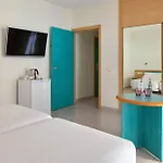 Sol By Melia Tenerife 4*