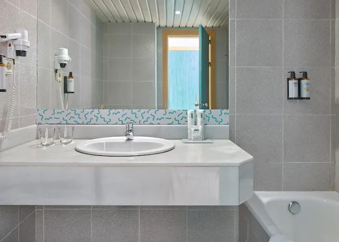 Hotel Sol By Melia Tenerife